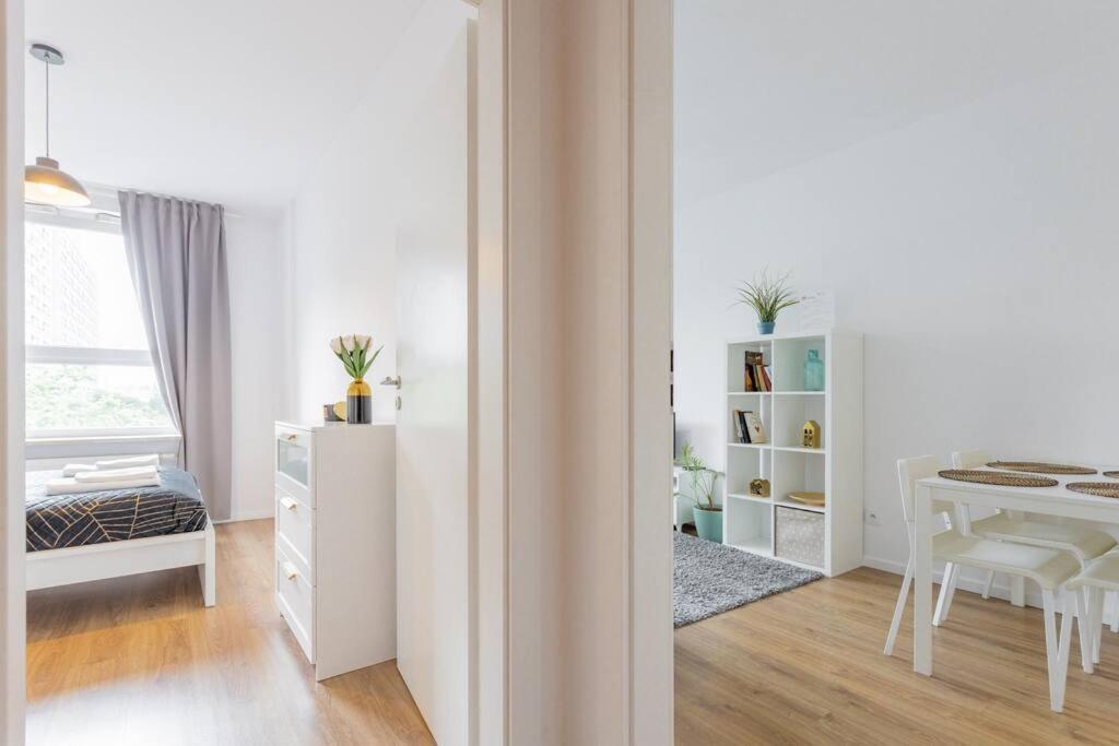 Butas Urban Chic - -cozy And Stylish - Rondo Onz - Pereca